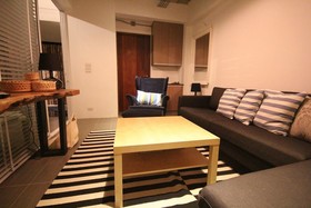 Villa S