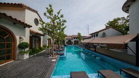 Villa Seville