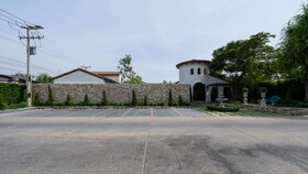 Villa Seville