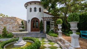 Villa Seville