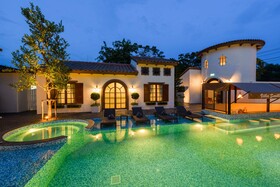 Villa Seville