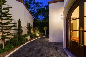 Villa Seville