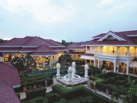 Wora Bura Hua Hin Resort & Spa