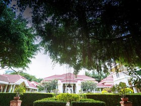 Wora Bura Hua Hin Resort & Spa