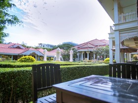Wora Bura Hua Hin Resort & Spa