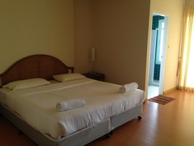 Baan Talay Samran