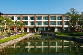 i Tara Resort & Spa