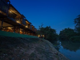 Maithong Riverside