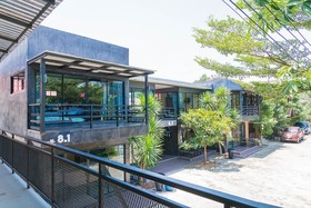 Natthaphon Resort