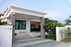 Airrin Pool Villa