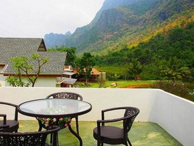 Baan Buang Bua