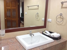 Baan Klang Hua Hin Resort & Condominium