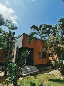 Coco Pino Bankrut Beach Resort