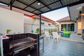 Green View Pool Cha-Am