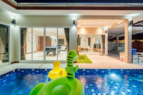 Green View Pool Cha-Am