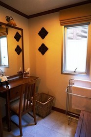 Hua Hin White Villa Hotel