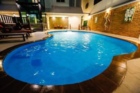 Hua Hin White Villa Hotel