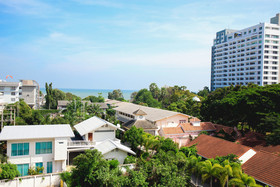 Hua Hin White Villa Hotel