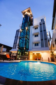Hua Hin White Villa Hotel