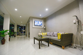 Hua Hin White Villa Hotel
