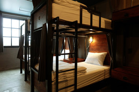 Rider Bedroom Hostel & Cafe