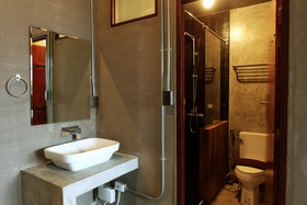 Rider Bedroom Hostel & Cafe