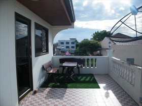 Safehouse Hostel