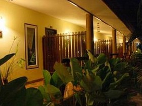 Sinaree Bansuan Resort