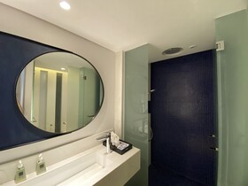 VERSO hua hin – a Veranda Collection