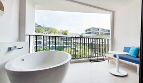 VERSO hua hin – a Veranda Collection