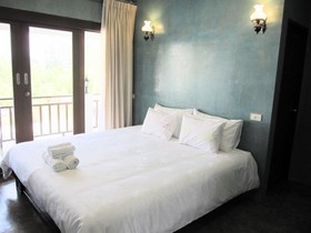 Baan Parinda Pom Pom Home