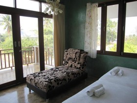 Baan Parinda Pom Pom Home
