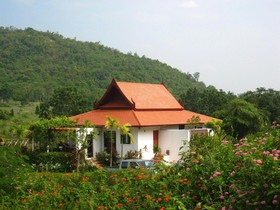 Mountain Breeze Villa