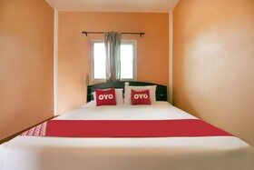 OYO 949 Sansuk Resort Paknampran