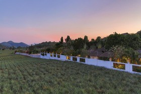 Paprai Villas And Suites