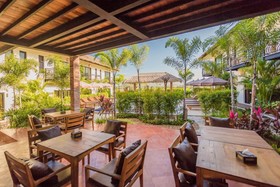 Paprai Villas And Suites