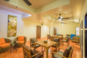 Paprai Villas And Suites