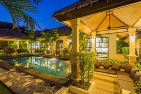 Paprai Villas And Suites