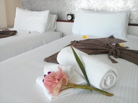 Prandhevee Hotel Pranburi