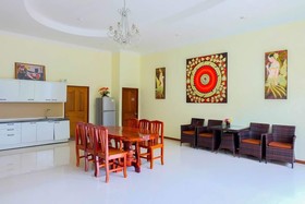 Tansita House