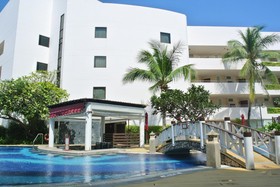 The Imperial Hua Hin Beach Resort