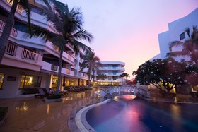 The Imperial Hua Hin Beach Resort