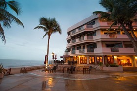 The Imperial Hua Hin Beach Resort