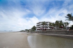 The Imperial Hua Hin Beach Resort