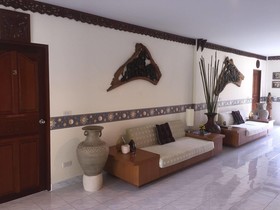 Lyndale Lodge