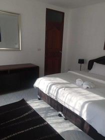 Lyndale Lodge