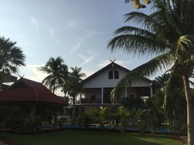 Lyndale Lodge