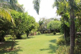 Malee Garden