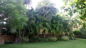 Malee Garden