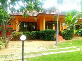 Pranmanee Beach Resort